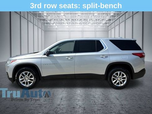 Used 2019 Chevrolet Traverse LS FWD image 4
