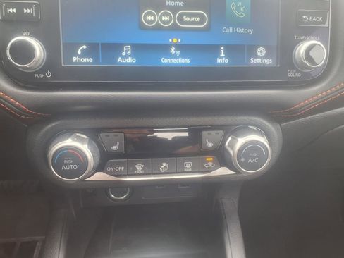 Used 2024 Nissan Versa SR w/ Trunk Package image 18