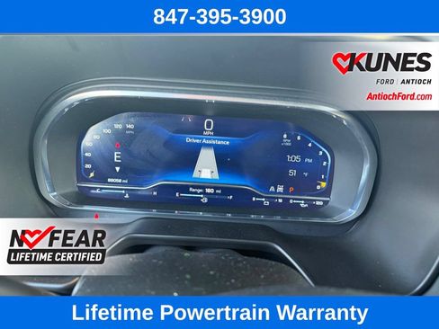 Used 2023 Chevrolet Suburban Premier AWD/4WD image 18