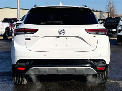 Used 2022 Buick Envision Preferred w/ Sport Touring Package image 4