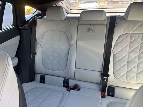 Used 2024 BMW X6 xDrive40i w/ Executive Package AWD/4WD image 7