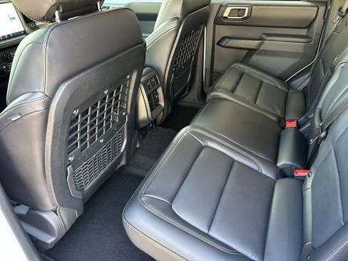 New 2026 Ford Bronco Badlands AWD/4WD image 13