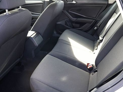 Used 2021 Volkswagen Jetta S image 25