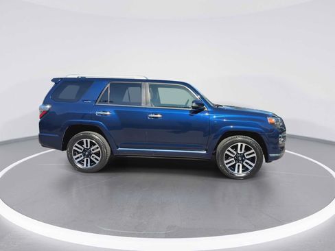 Certified 2022 Toyota 4Runner Limited AWD/4WD image 9