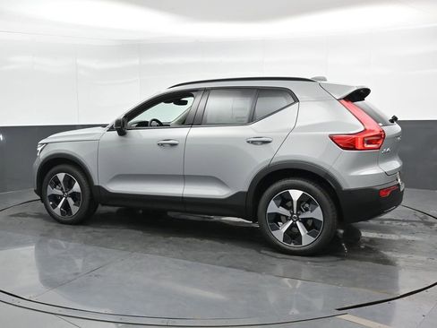 New 2026 Volvo XC40 B5 Plus w/ Protection Package Premier AWD/4WD image 7