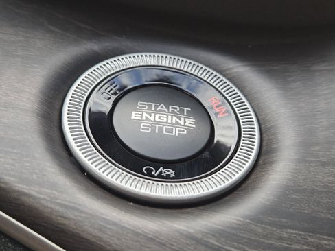 New 2025 Jeep Grand Cherokee Limited image 21