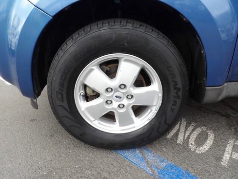 Used 2009 Ford Escape XLT image 14