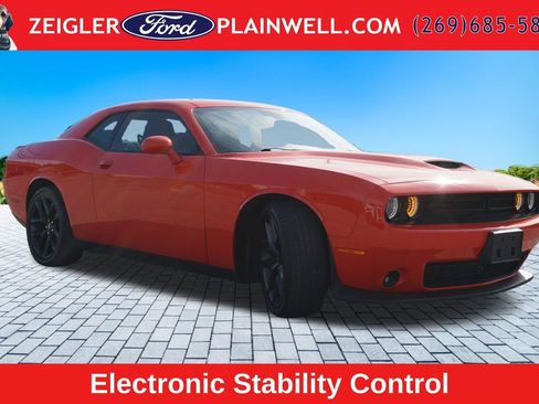 Used 2021 Dodge Challenger GT w/ Blacktop Package RWD image 7