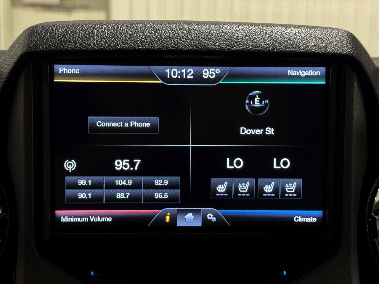 Used 2016 Ford F250 Lariat w/ Lariat Interior Package AWD/4WD image 17