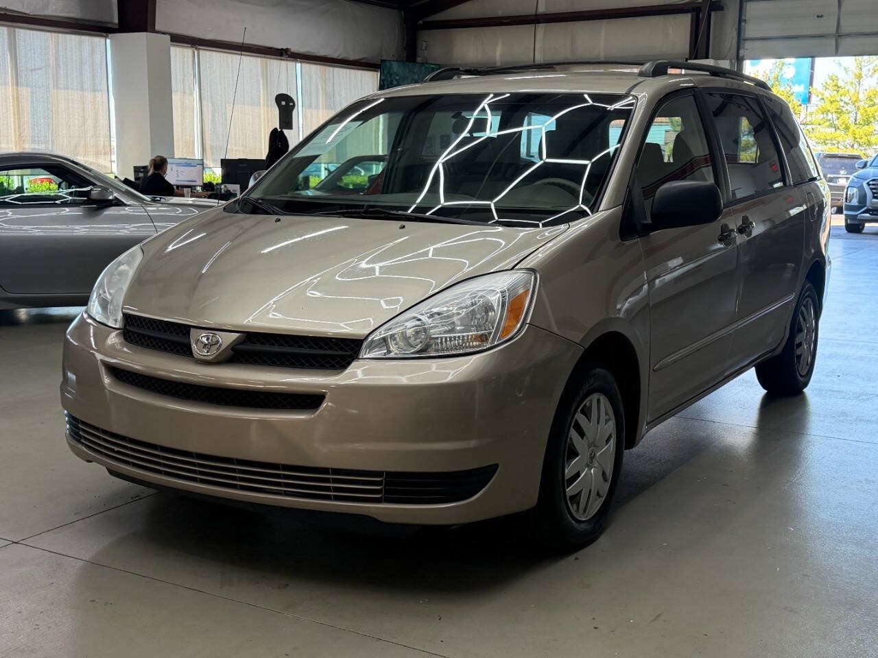 Used 2005 Toyota Sienna CE FWD image 5