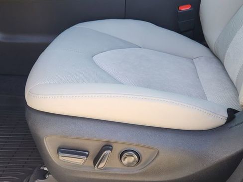 New 2026 Toyota Grand Highlander MAX Limited image 16