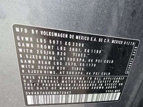 Used 2019 Volkswagen Tiguan SEL Premium R-Line image 16