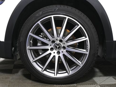 Certified 2022 Mercedes-Benz GLB 250 4MATIC image 12
