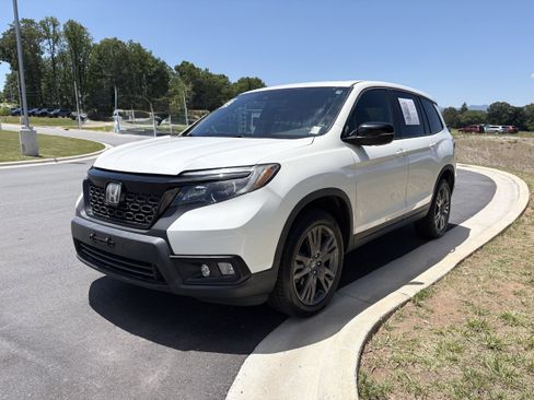 Used 2019 Honda Passport EX-L image 3