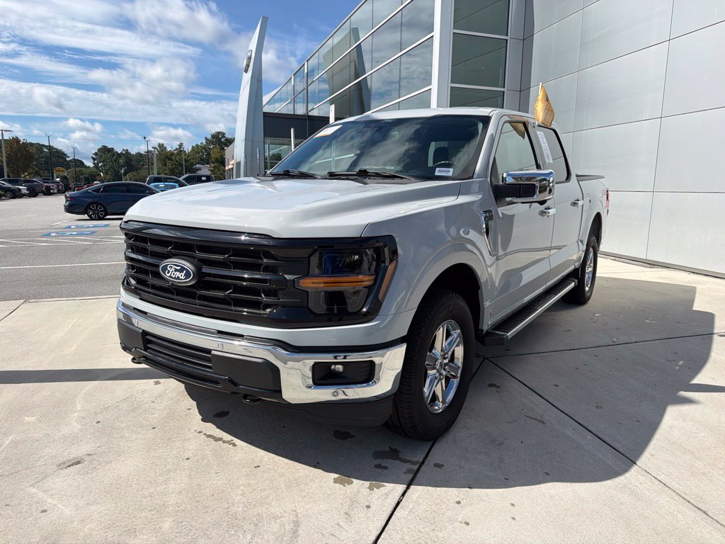 Certified 2024 Ford F150 XLT w/ Equipment Group 302A MID AWD/4WD image 4