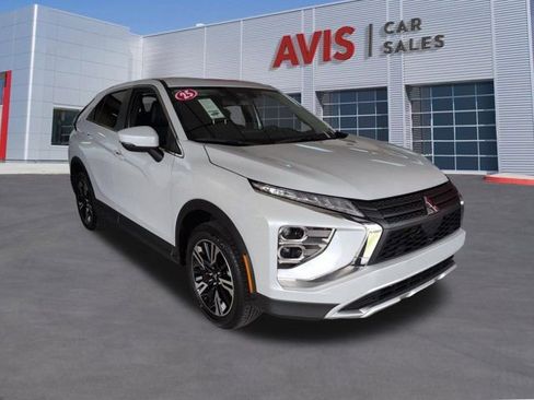 Used 2025 Mitsubishi Eclipse Cross SE AWD/4WD image 3