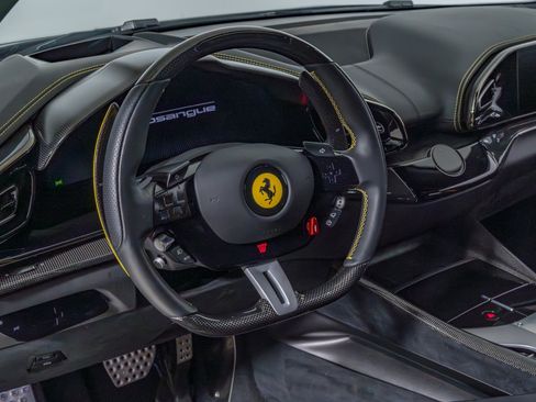 Used 2024 Ferrari Purosangue image 19