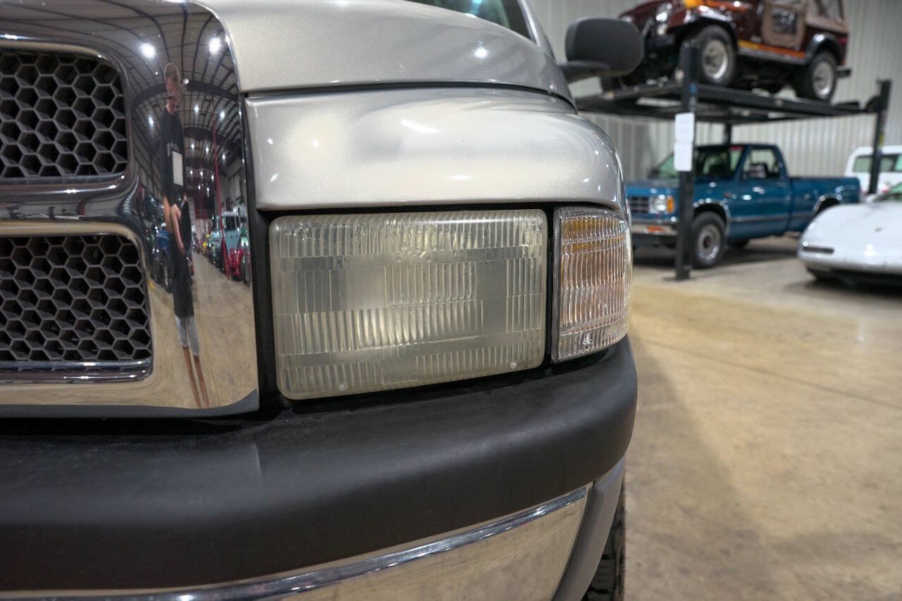 Used 1998 Dodge Ram 2500 Truck 4x4 Quad Cab image 39