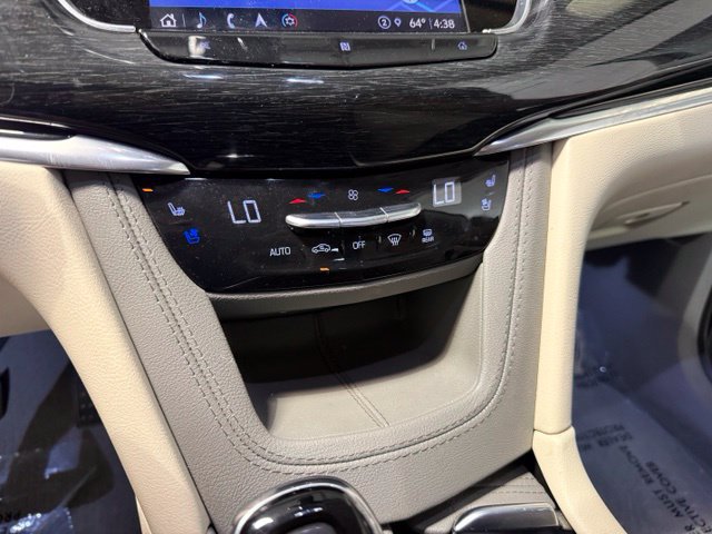 Used 2021 Cadillac XT6 Premium Luxury AWD/4WD image 23