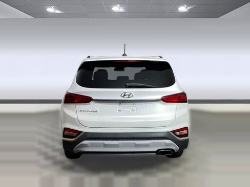 Used 2019 Hyundai Santa Fe SE image 9