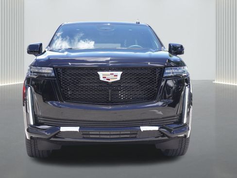 New 2024 Cadillac Escalade Sport Platinum w/ LPO, ONYX Package image 2