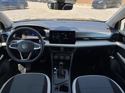 Used 2026 Volkswagen Taos S FWD image 32