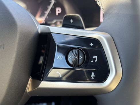 Used 2026 BMW 530i w/ M Sport Package image 9