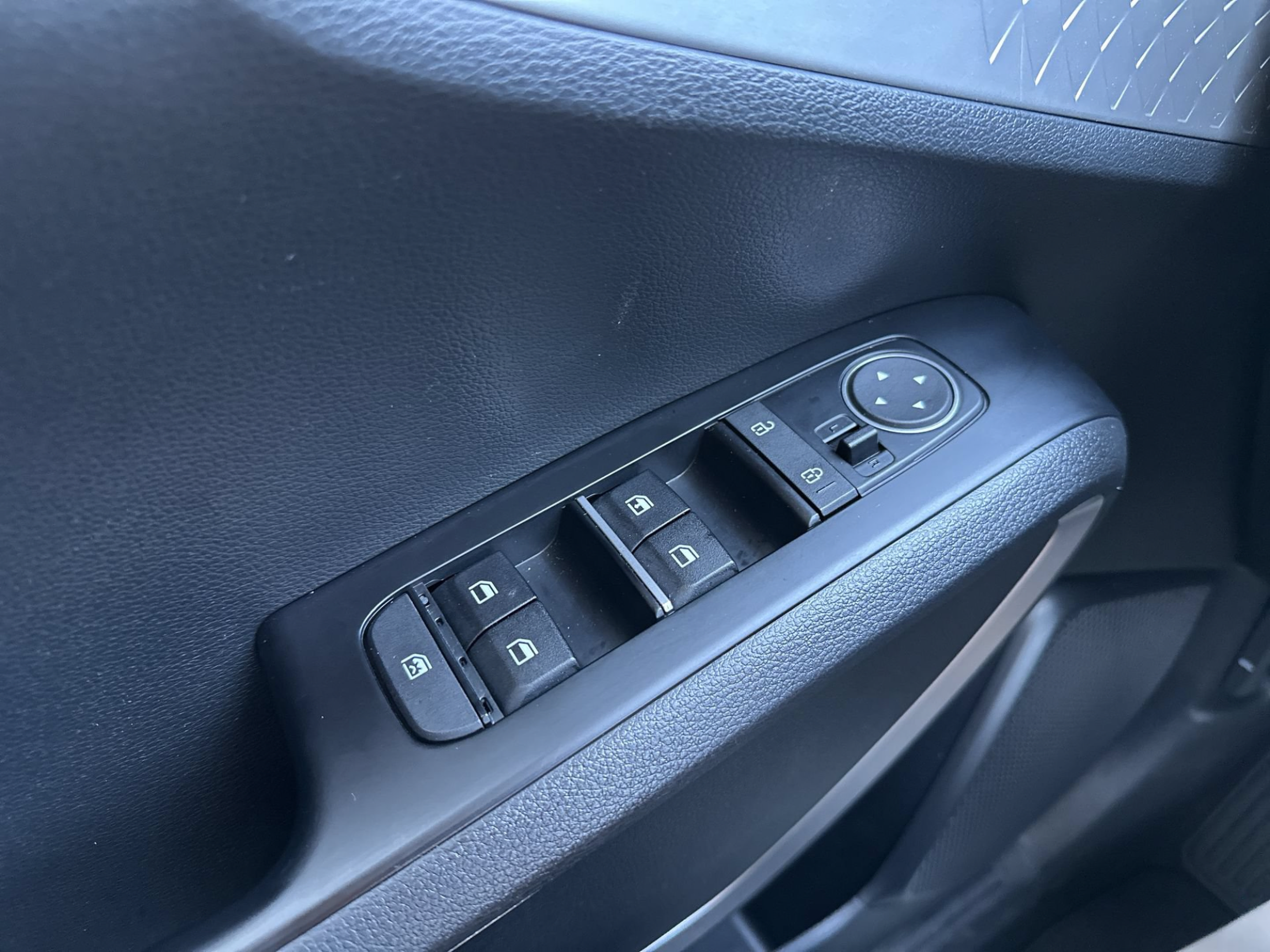 Used 2024 Kia Soul S FWD image 15