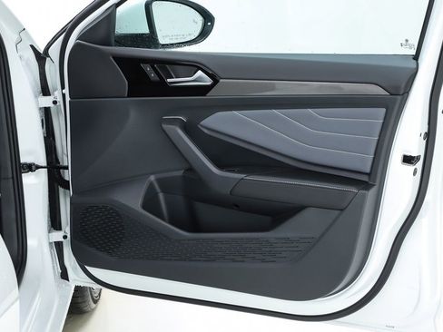 New 2026 Volkswagen Jetta SEL FWD image 31
