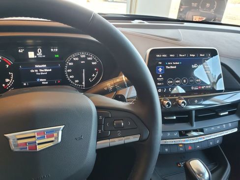 Used 2025 Cadillac CT4 Premium Luxury image 24