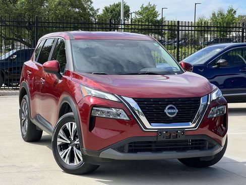 Certified 2023 Nissan Rogue SV image 1