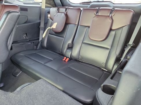 Certified 2021 Ford Explorer Platinum w/ Equipment Group 601A image 12