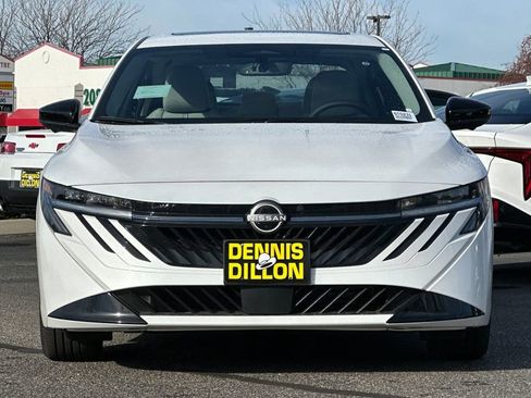 New 2026 Nissan Sentra SL w/ Floor Mat Package FWD image 9