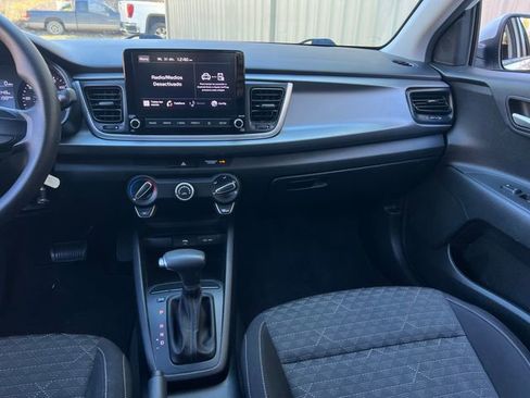 Used 2021 Kia Rio LX image 14