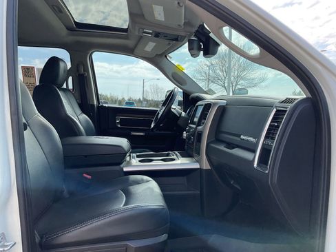 Used 2016 RAM 1500 Laramie w/ Convenience Group AWD/4WD image 14
