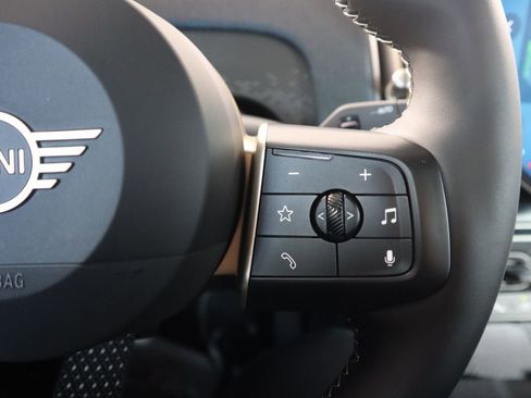 Certified 2025 MINI Cooper Countryman S image 12