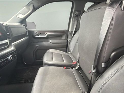 Used 2022 GMC Sierra 1500 SLT w/ X31 Off-Road Package image 23