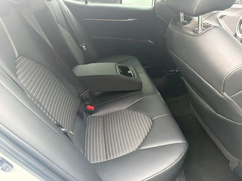 Used 2024 Toyota Camry SE FWD image 14
