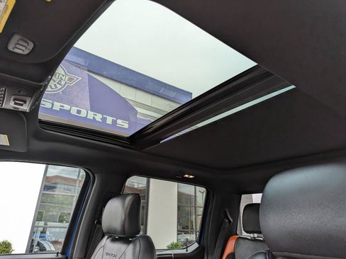 Used 2018 Ford F150 Raptor w/ Equipment Group 802A Luxury AWD/4WD image 31