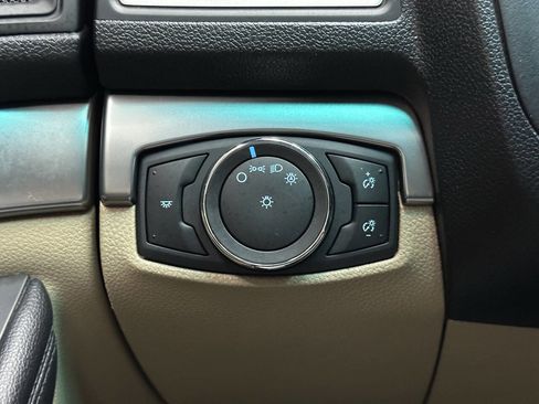 Used 2016 Ford Explorer 4WD image 27