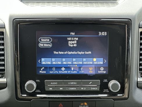 Used 2022 Nissan Frontier SV w/ Technology Package image 26