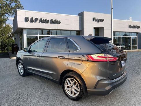 Used 2024 Ford Edge SEL image 3