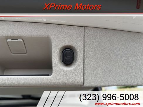 Used 2015 GMC Yukon Denali w/ Premium Package RWD image 14
