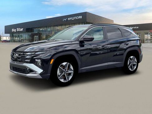 New 2025 Hyundai Tucson SEL image 2