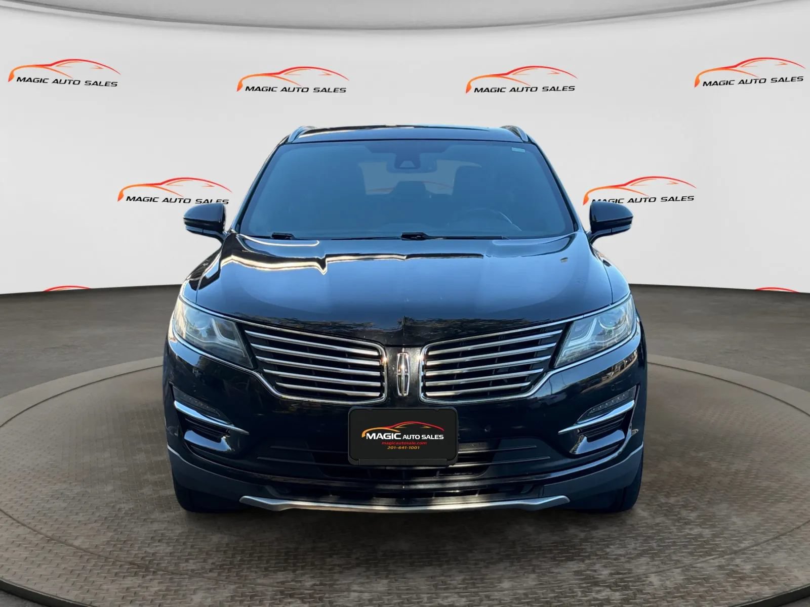 Used 2017 Lincoln MKC Reserve AWD/4WD image 3