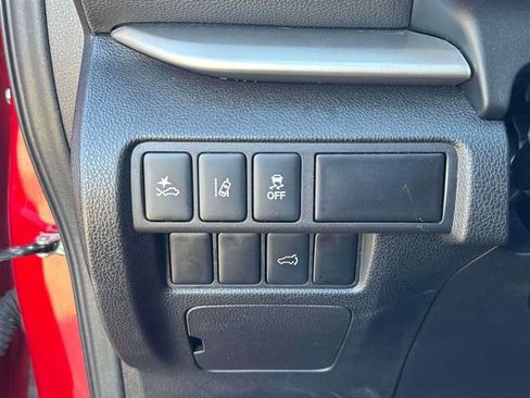 Used 2024 Mitsubishi Eclipse Cross SE image 27