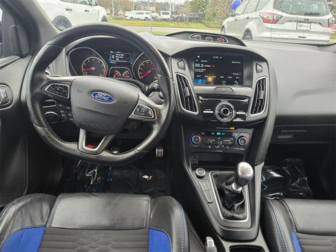 Used 2016 Ford Focus ST w/ Equipment Group 401A image 11