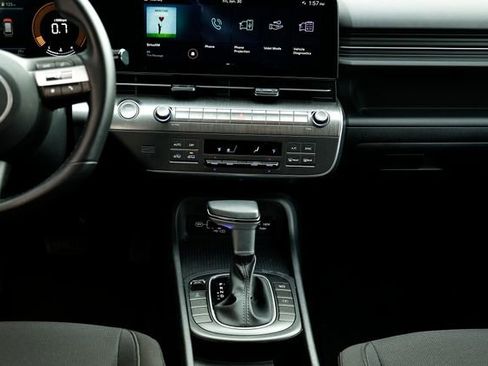 Used 2024 Hyundai Kona SEL image 23