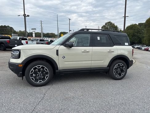 New 2025 Ford Bronco Sport Outer Banks w/ Outer Banks Tech Package+ image 6