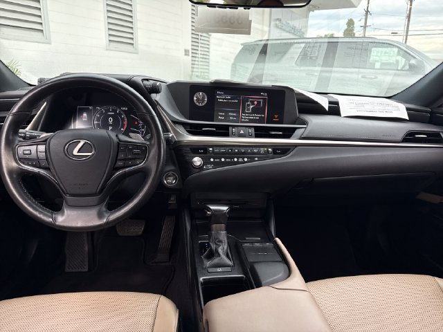 Used 2021 Lexus ES 350 w/ Accessory Package FWD image 13